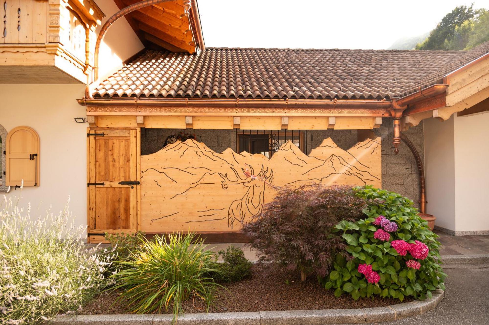 Alfio'S Alpen Suite Roncone Exterior foto